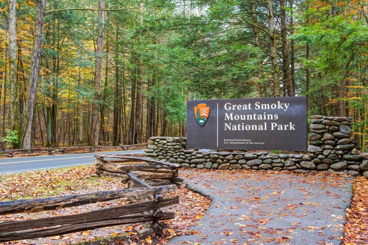 Hemlock Manor Villa Gatlinburg Eksteriør billede